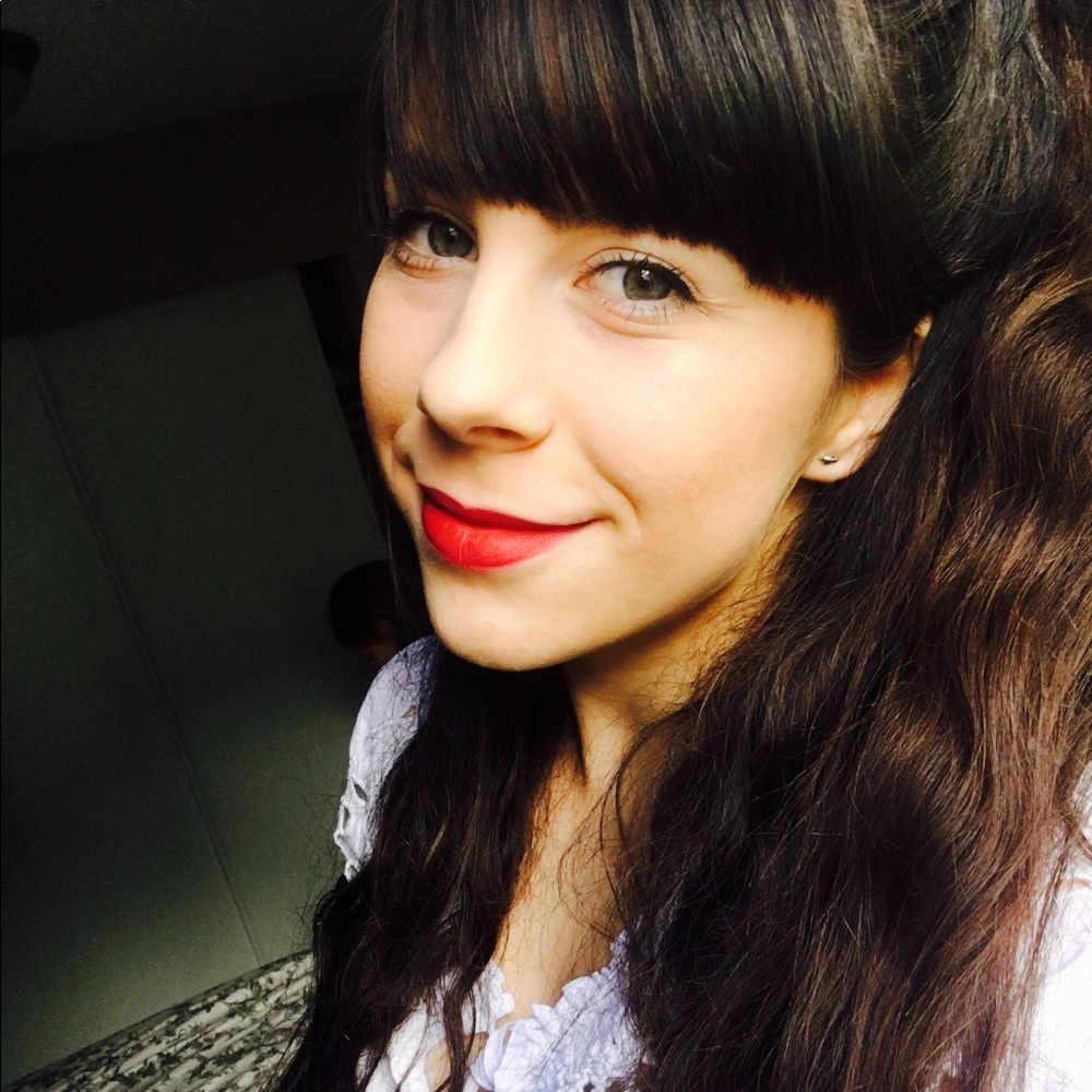 Meet your Posher, Marina